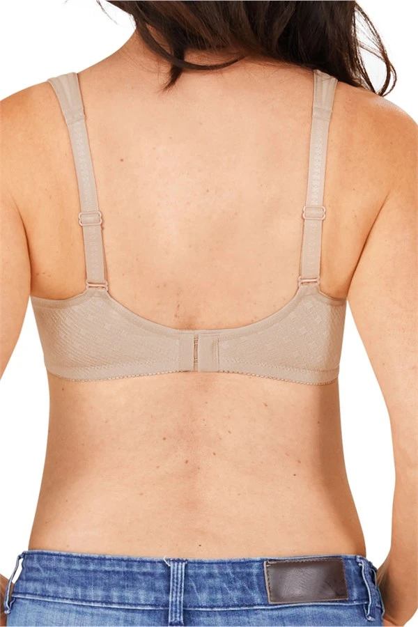 183,627 Bra Without Back Strap Stock Photos, High-Res Pictures