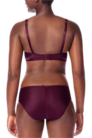 Karolina Brief Alt 2