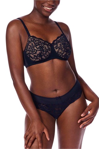 Kyra Wire-Free Padded Bra  Alt 1